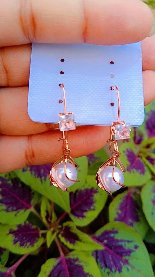 Aadhira Pearl Bloom Jhumka Earrings for Elegant Outings – Mummy Jewellery